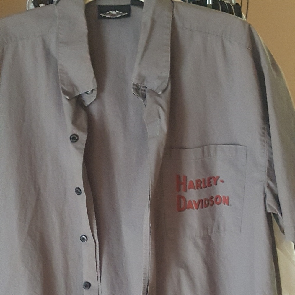 Button up casual shirt.